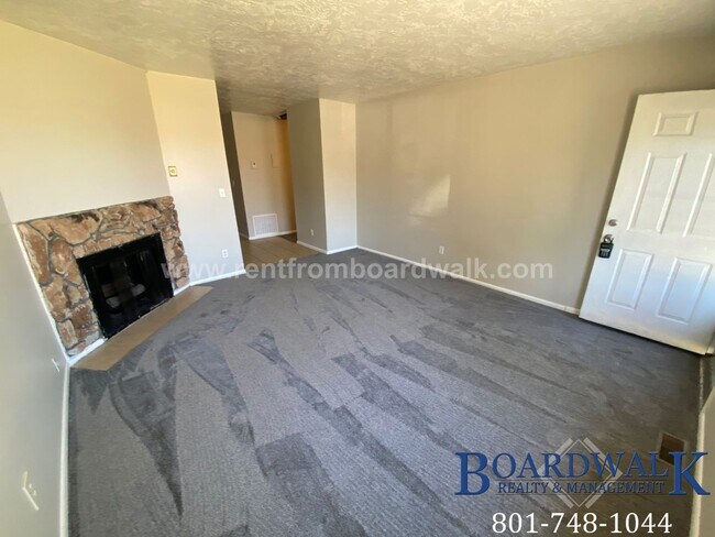 Building Photo - 1453 2320 S