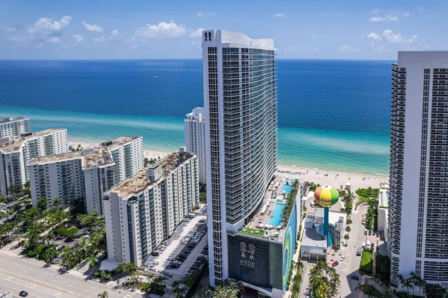 Building Photo - 4011 S Ocean Dr