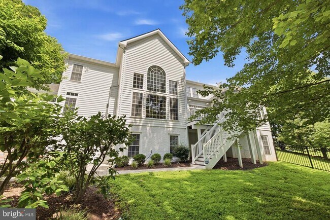 Building Photo - 14140 Seneca Rd