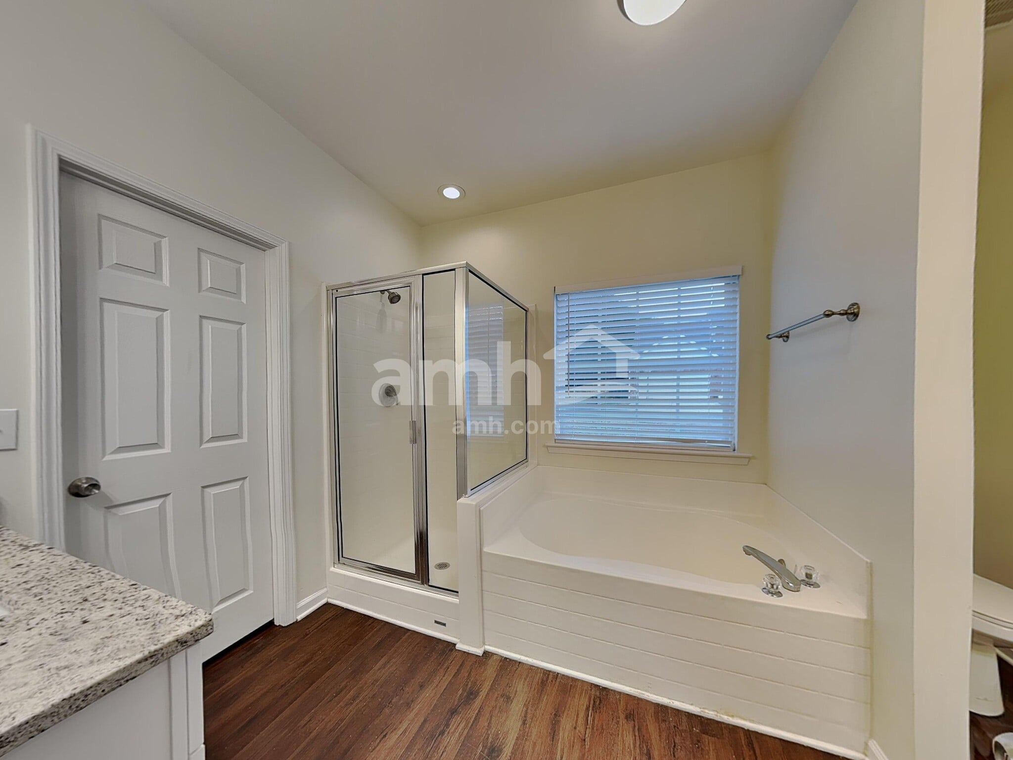 Building Photo - 4205 Lindsey Ln