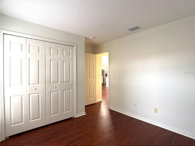 Building Photo - 538 Solana Cir