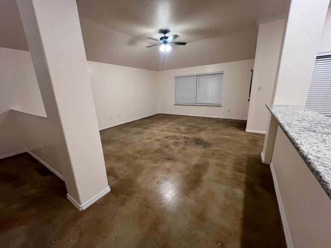 Building Photo - 1012 Damascus Dr