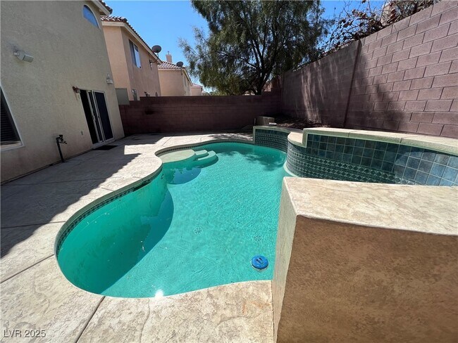 Building Photo - 7625 Good Fortune Ct