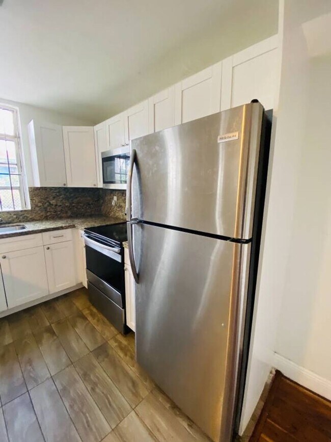 Building Photo - 7936 NW 5th Ave