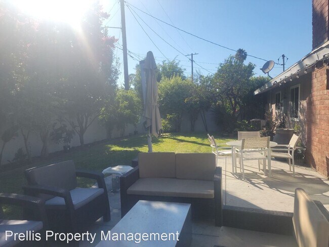 Building Photo - 4 br, 2 bath House - 11427 Stranwood Avenue