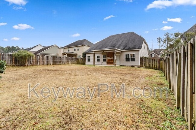 Building Photo - 716 Herrington Dr