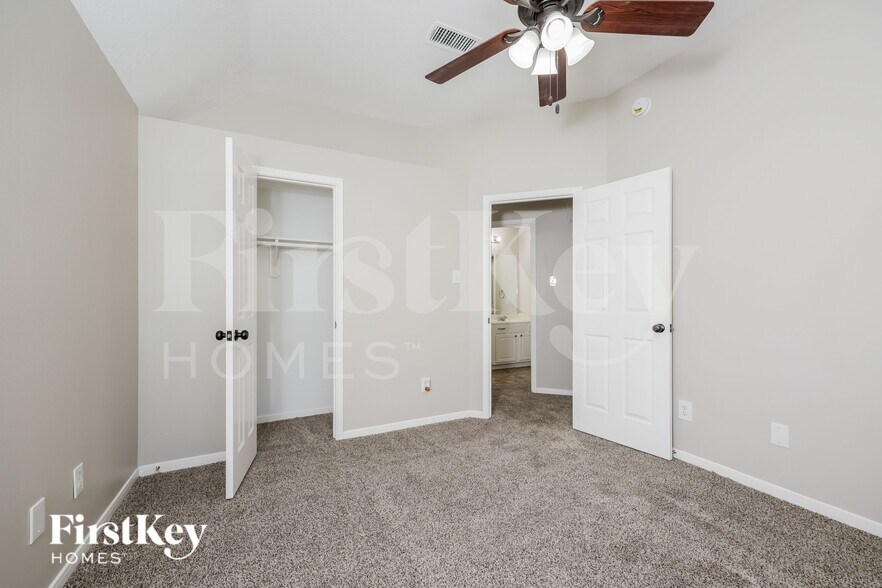 Building Photo - 13202 Bufflehead Ct