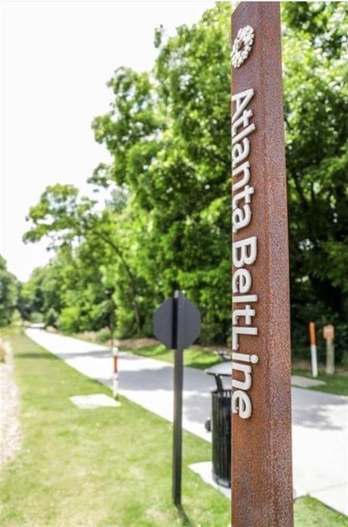 Building Photo - 536 Highland Ave NE