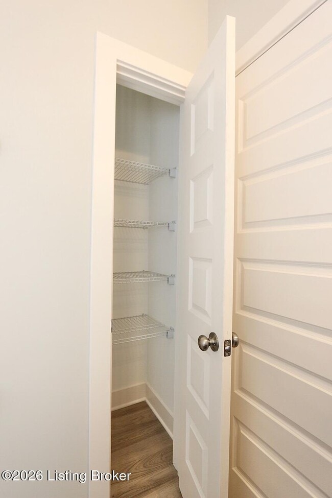 Building Photo - 1182 Park-Land Trl