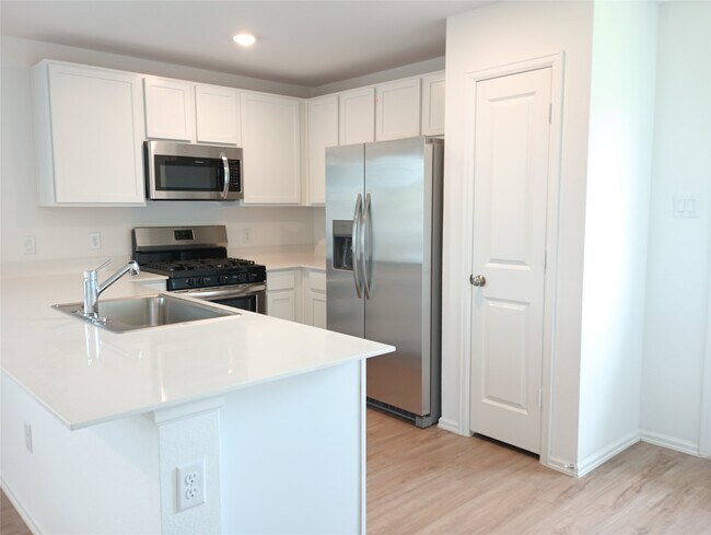 Building Photo - 26903 Vista Harbor Dr