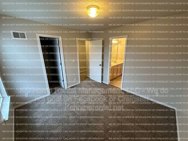 Building Photo - 8657 NE 97th St