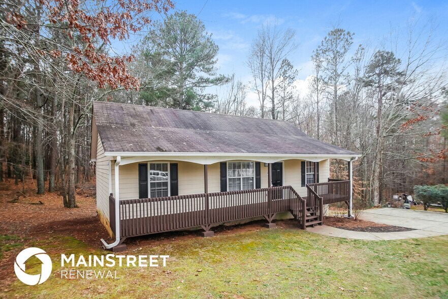 Building Photo - 221 Beechwood Ln