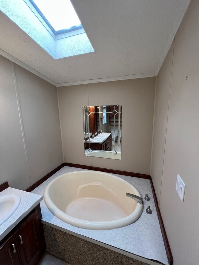 Building Photo - 3 Bedroom 2 Bath High-End Mobile Home with...