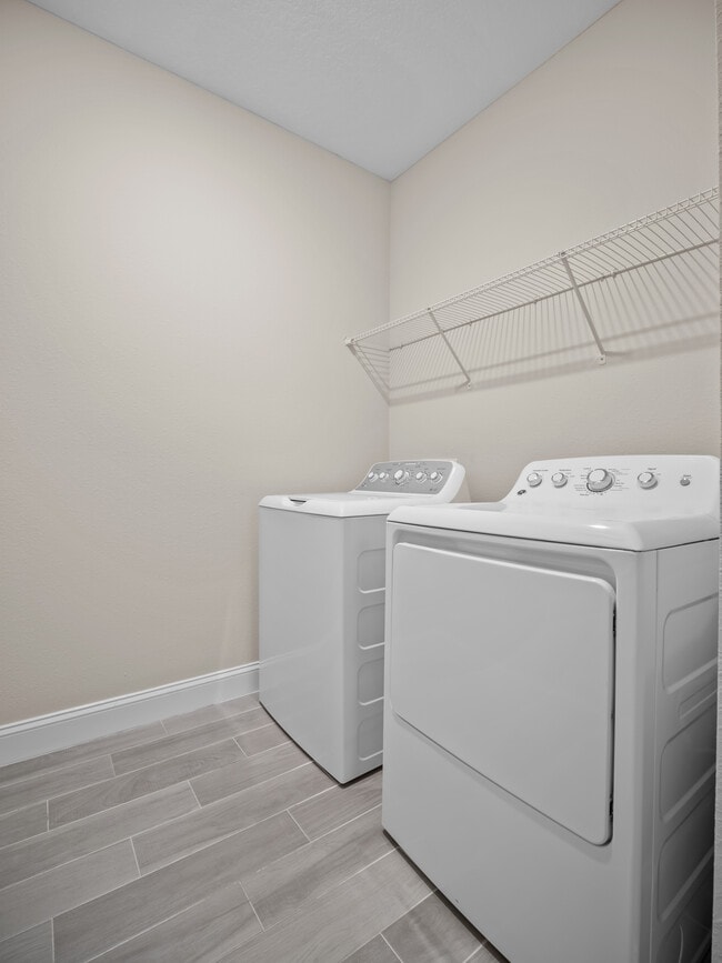 Building Photo - 488 Broomsedge Cir