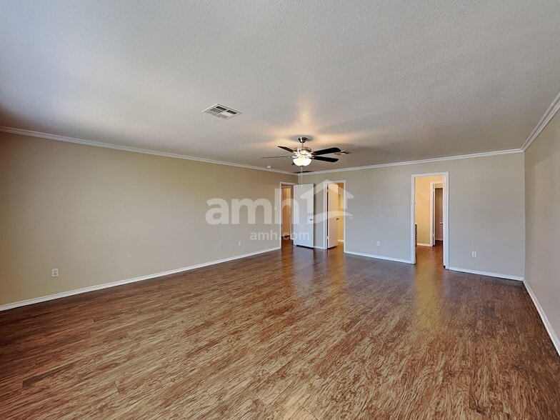 Building Photo - 4407 Cisco Valley Dr