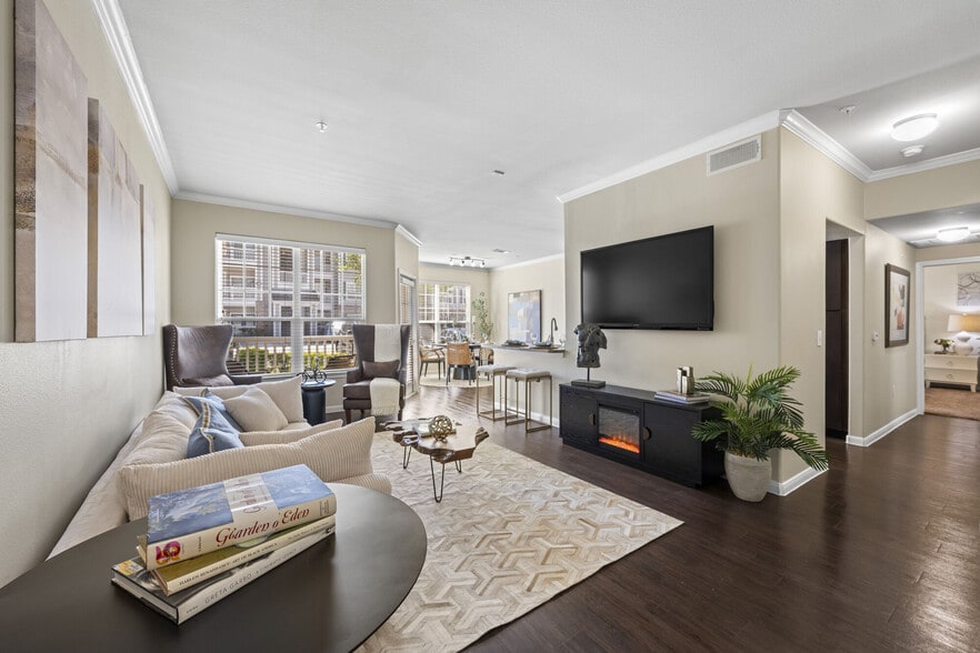 Primary Photo - The Pointe at Victoria