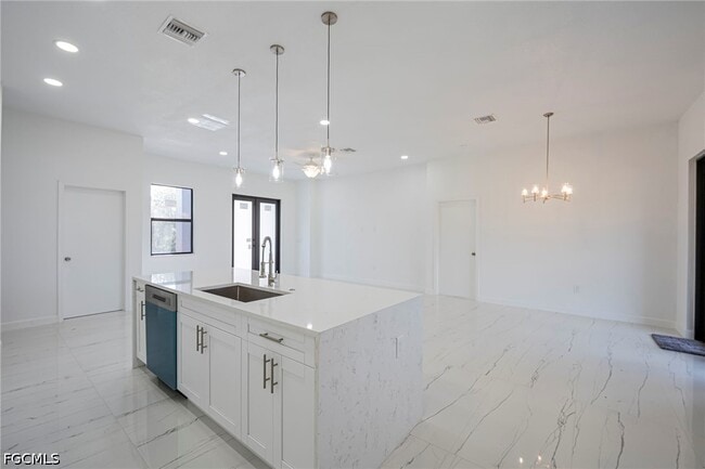 Building Photo - 2604 73rd St W
