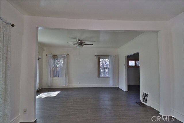 Building Photo - 341 W 124th St