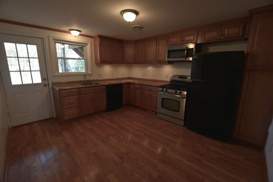 kitchen - 212 West St