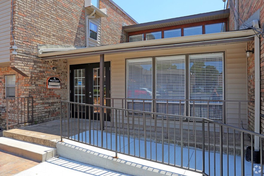 Leasing Office - Bricktown Apartments