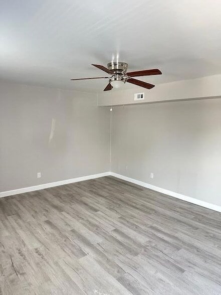 Building Photo - 4100 N Ocoee St