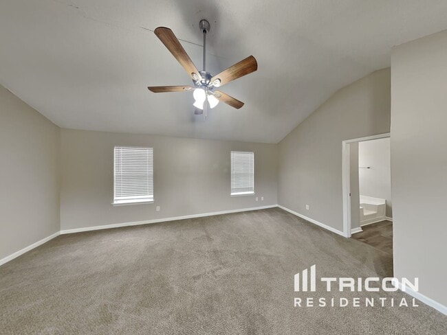 Building Photo - 413 Karli Ct