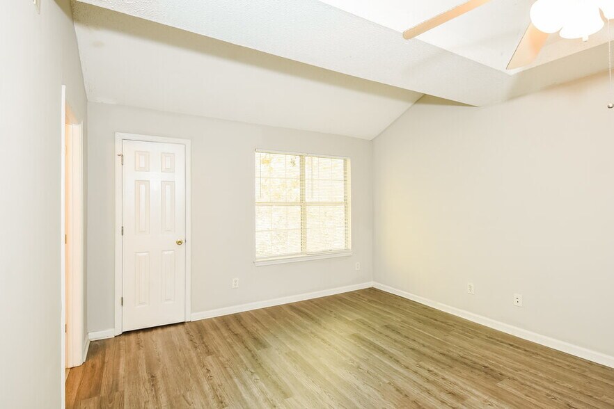 Building Photo - 4259 Waldrop Hills Terrace