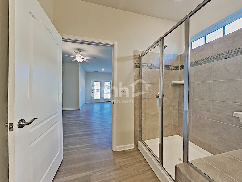 Building Photo - 14305 Cato Dr