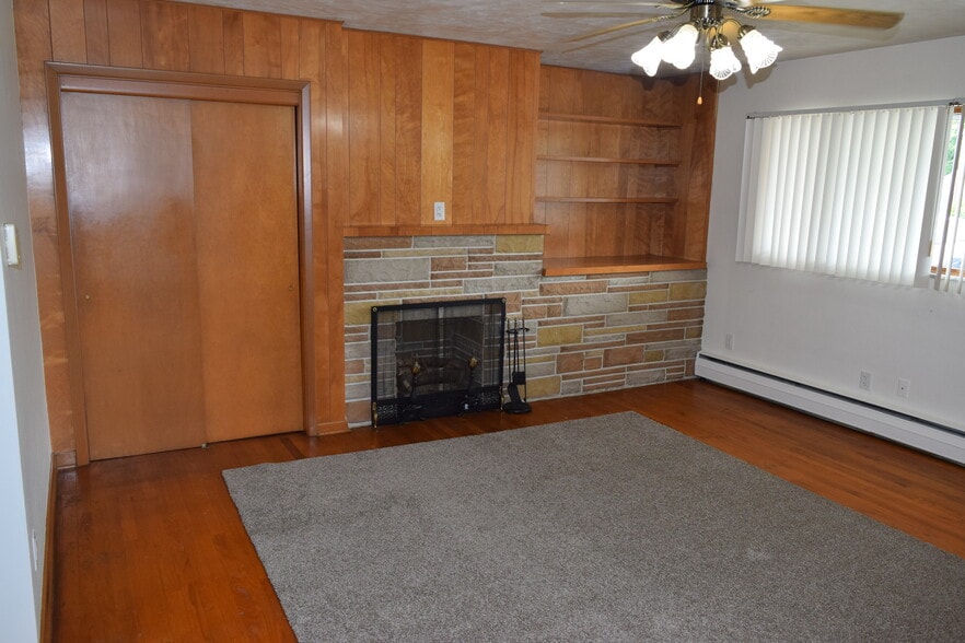 Building Photo - 861 Brackenridge Ave