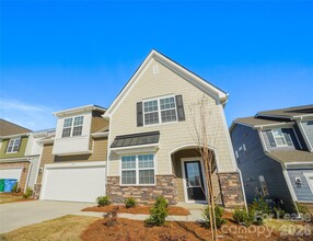 Building Photo - 1403 Caracara Ct