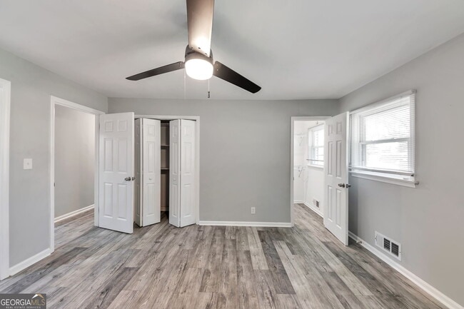 Building Photo - 2764 Veltre Pl SW