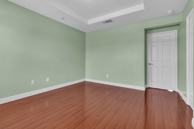 Building Photo - 26090 Stonehaven Dr