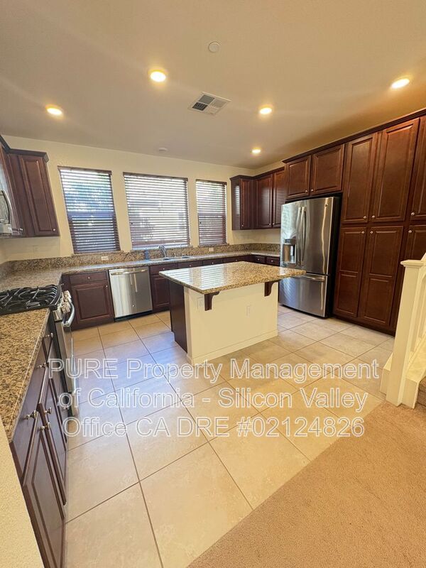 Building Photo - 2712 Ferrara Cir