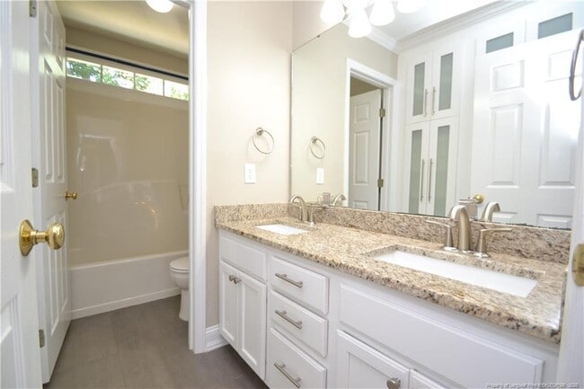 Building Photo - 6524 Englehardt Dr