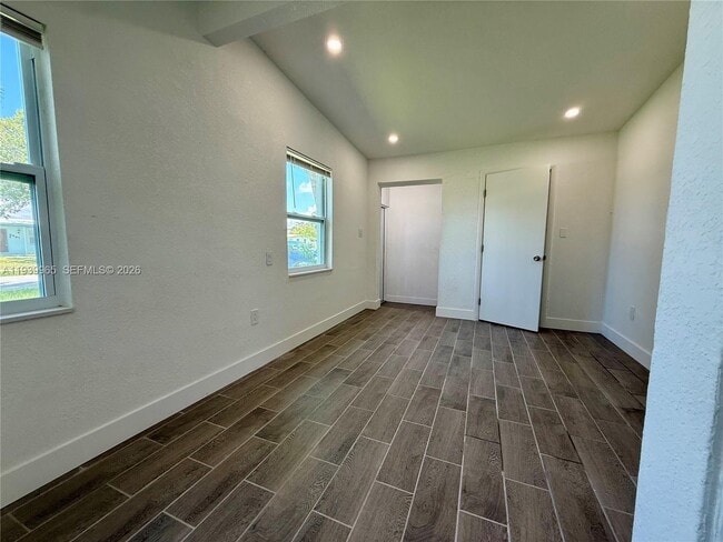 Building Photo - 3460 Normandy Dr