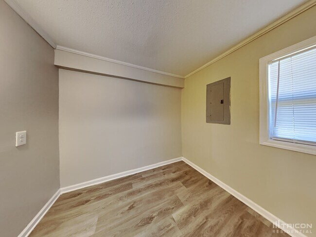 Building Photo - 2632 John Petree Rd