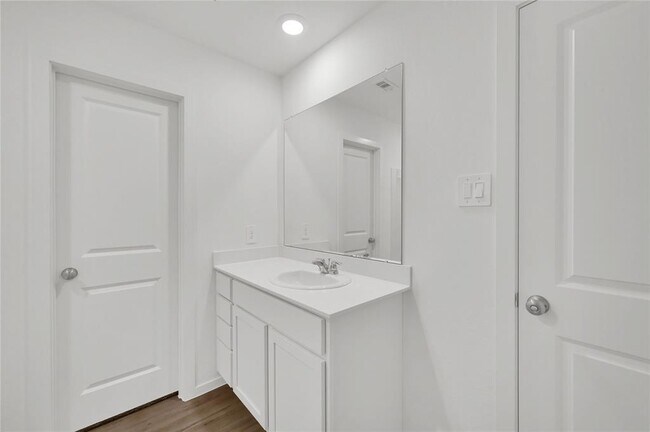 Building Photo - 17942 Becker Lndg Dr