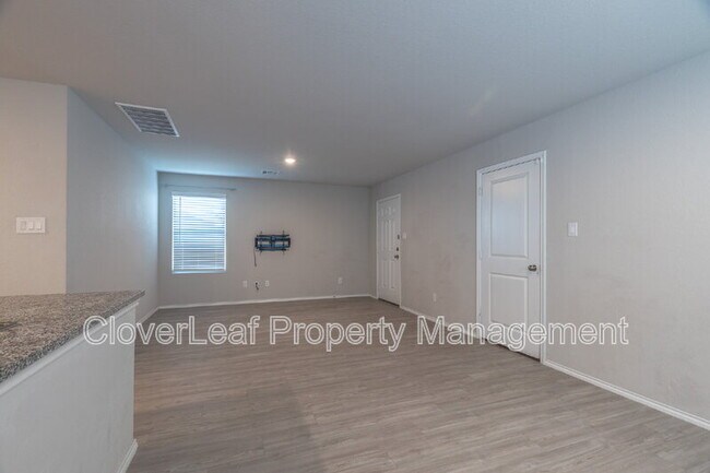 Building Photo - 13730 Bucket Way