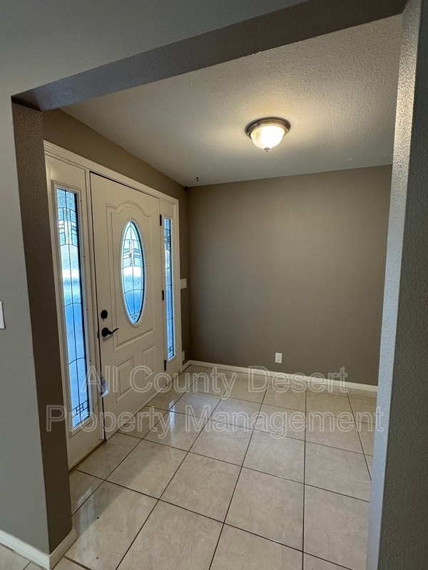 Building Photo - 70181 Sun Valley Dr