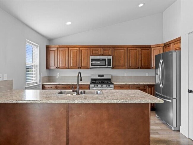 Building Photo - 4313 Vermilion Ln