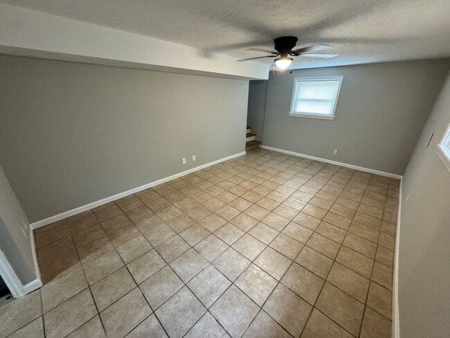 Building Photo - Spacious 4 Bedroom in Fern Creek