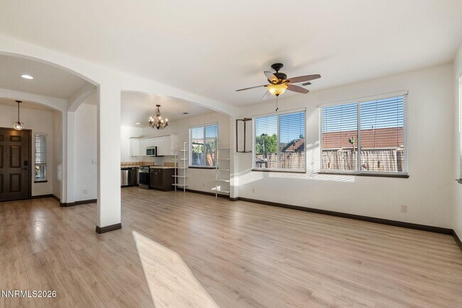 Building Photo - 10235 Lucente Way