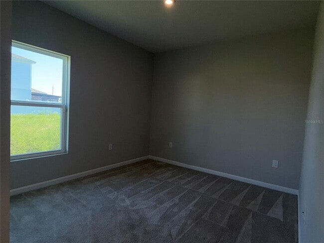 Building Photo - 1109 Lexington Ln