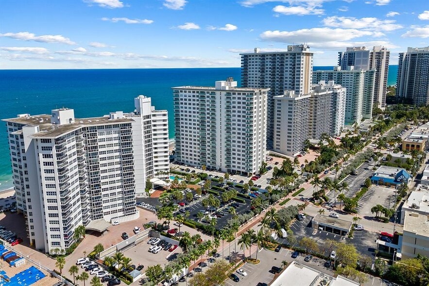 Building Photo - 3700 Galt Ocean Dr