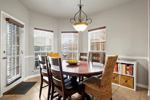 Building Photo - 10582 Toffenham Dr