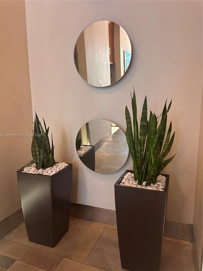 Building Photo - 55 SE 6th St