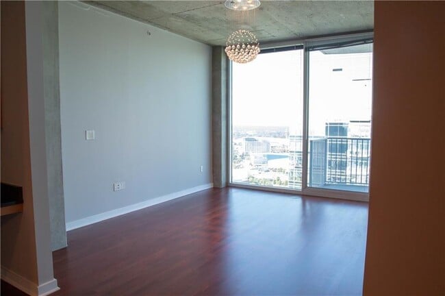 Building Photo - 400 W Peachtree St NW