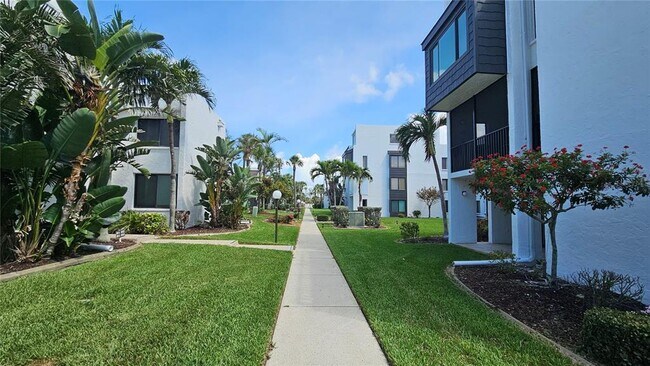 Building Photo - 2950 N Beach Rd