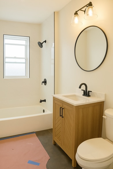 Bathroom - 4301 N Drake Ave
