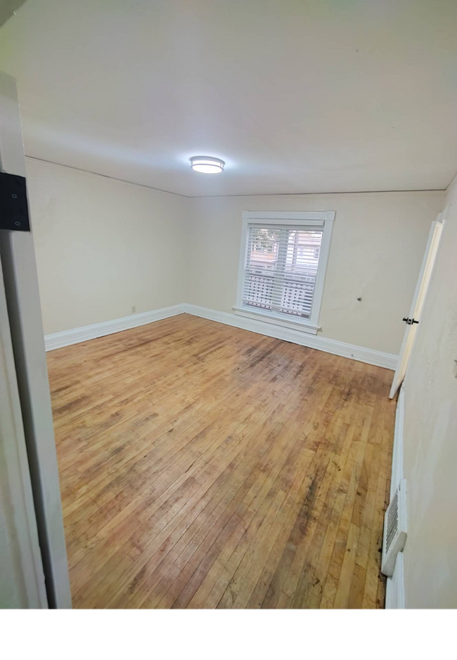 Building Photo - 2753 N Holton St